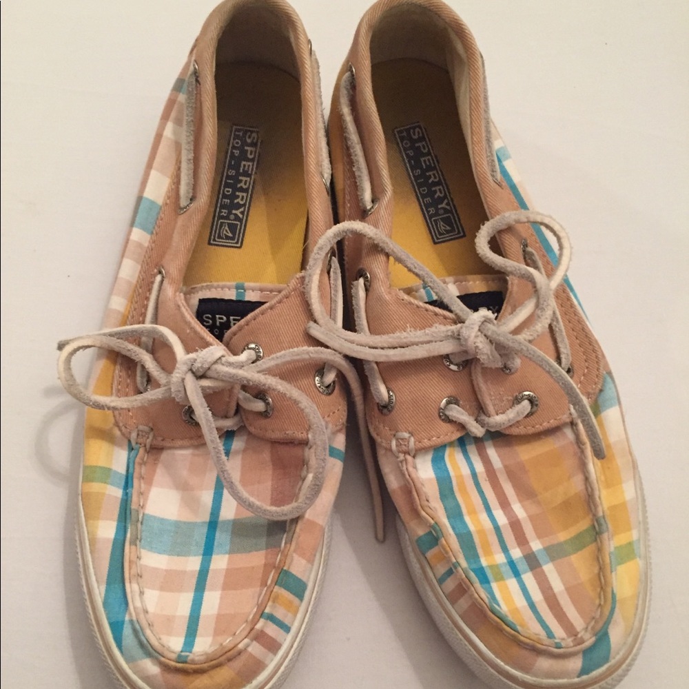 Checkered Sperry’s